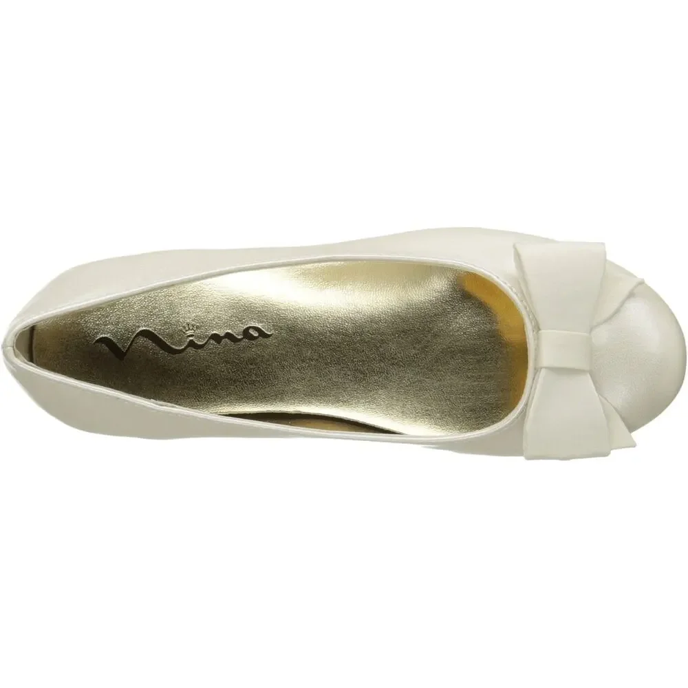 NINA GIRL'S PEGASUS (LITTLE KID/BIG KID) IVORY PATENT/SATIN 1.5 LITTLE KID W